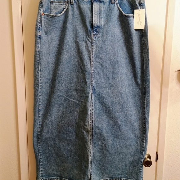 Universal thread Blue Denim Skirt - Picture 1 of 5